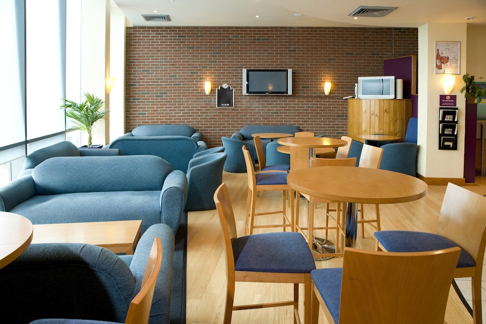 Premier Inn London Wimbledon South 24