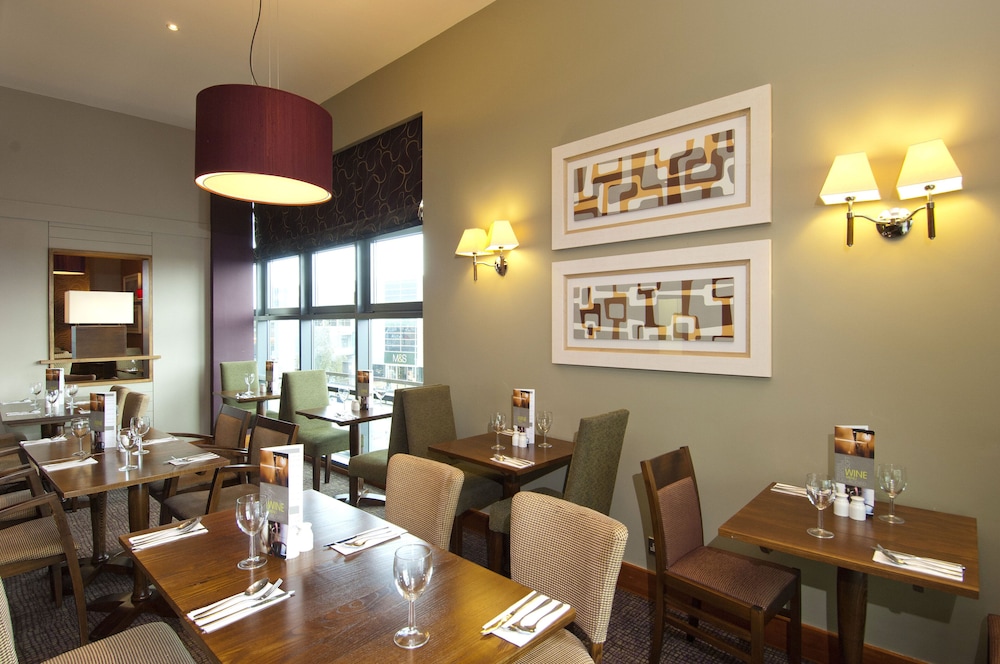 Premier Inn London Wimbledon South 20