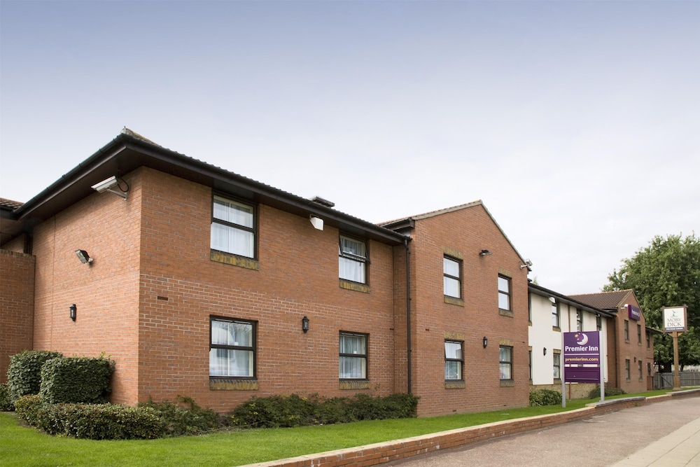Premier Inn London Romford West 8
