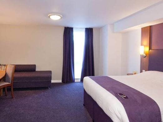 Premier Inn Sittingbourne Kent 15