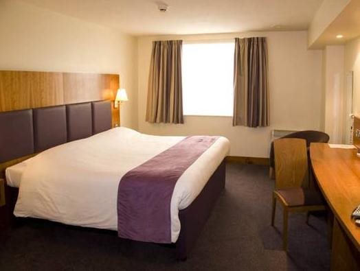 Premier Inn Sittingbourne Kent 17
