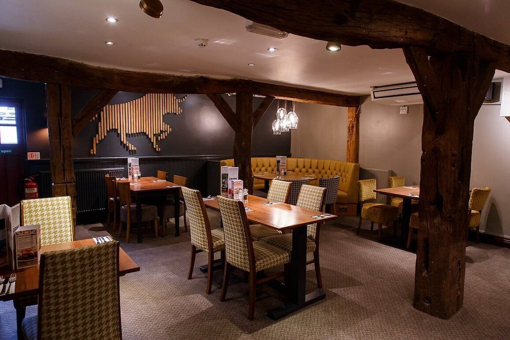 Premier Inn Stevenage North 10