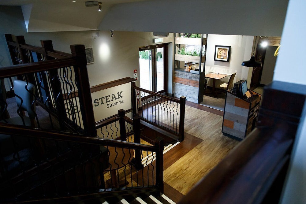 Premier Inn Stevenage North 17
