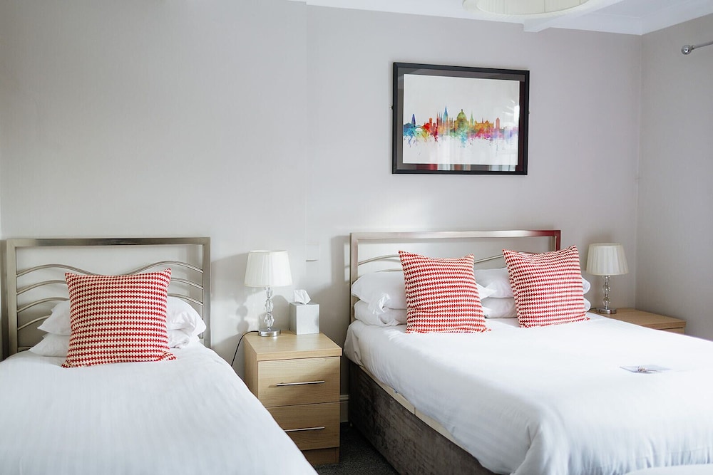 Red Mullions Guest House 8