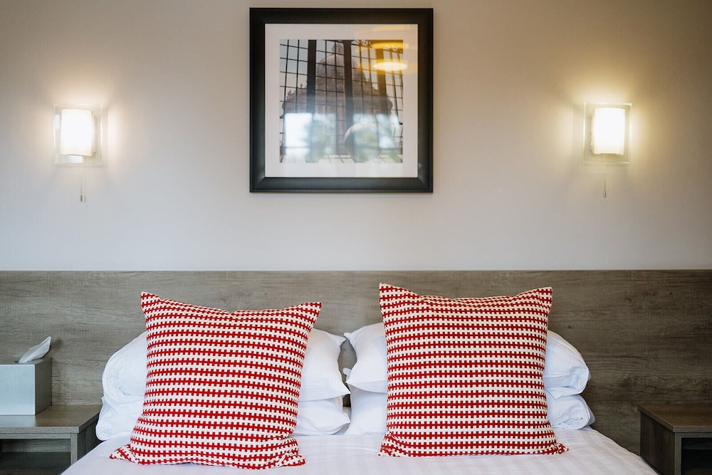 Red Mullions Guest House 19