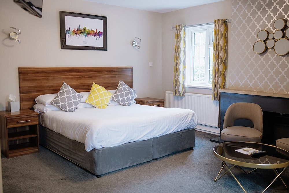 Red Mullions Guest House 14
