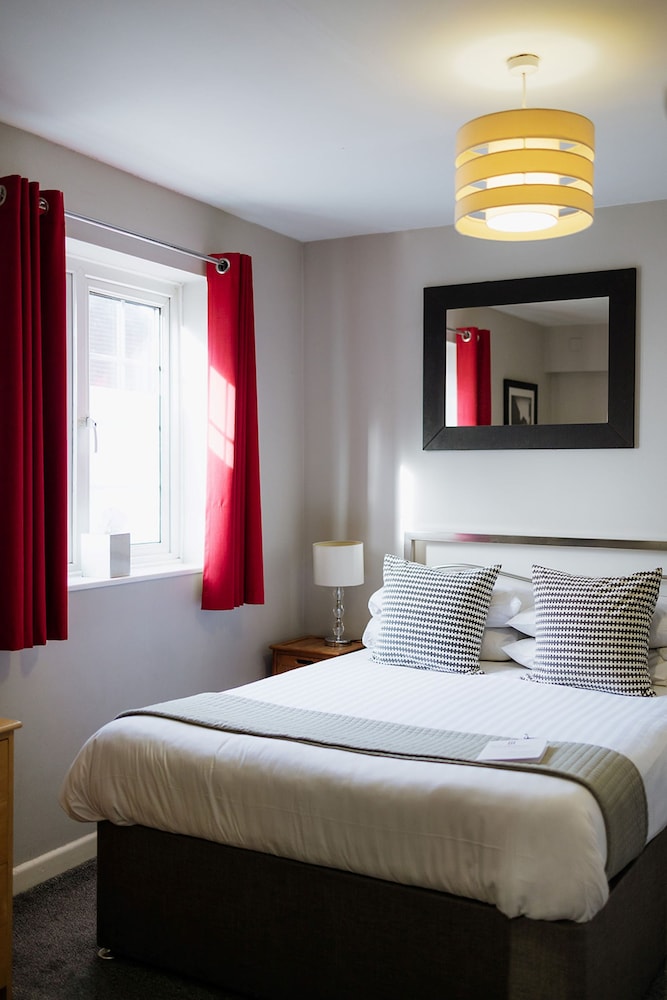 Red Mullions Guest House 4