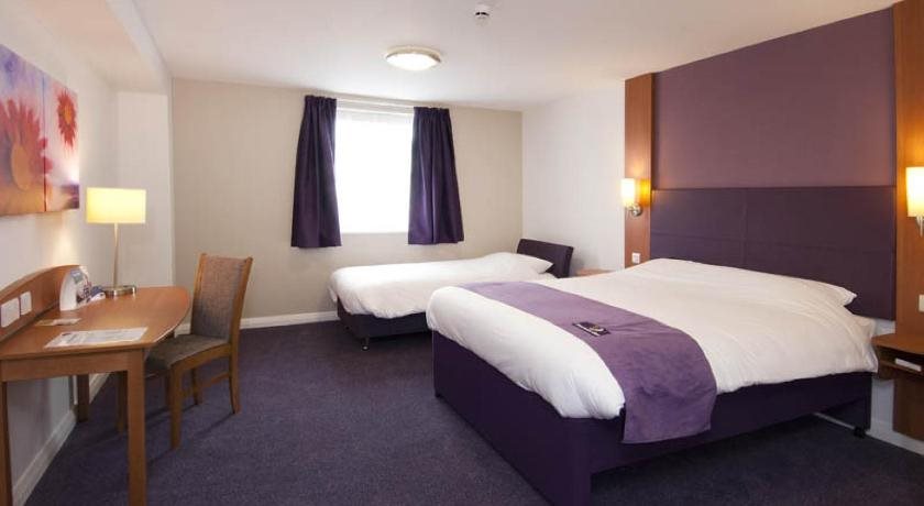 Premier Inn Chessington 18