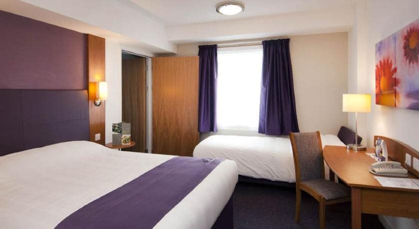 Premier Inn Chessington 19