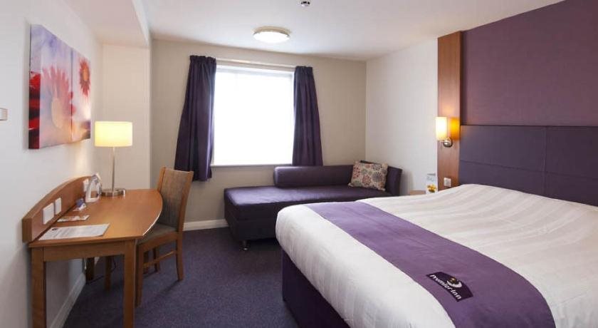 Premier Inn Chessington 21