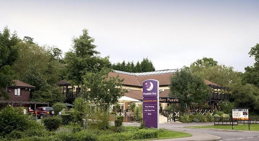 Premier Inn Chessington 23
