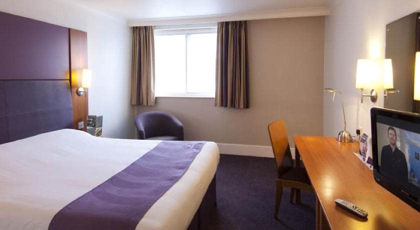 Premier Inn Chessington 24