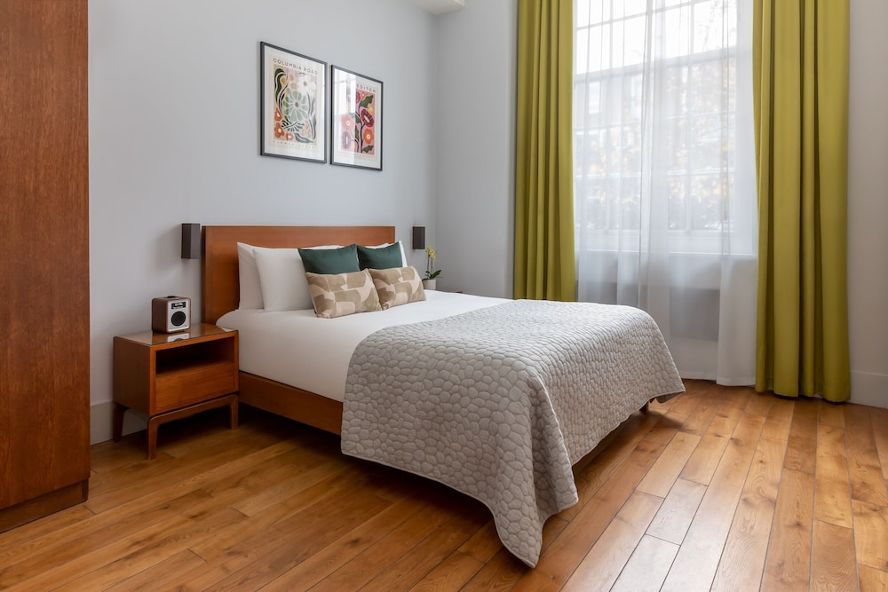 Town Hall Hotel 10