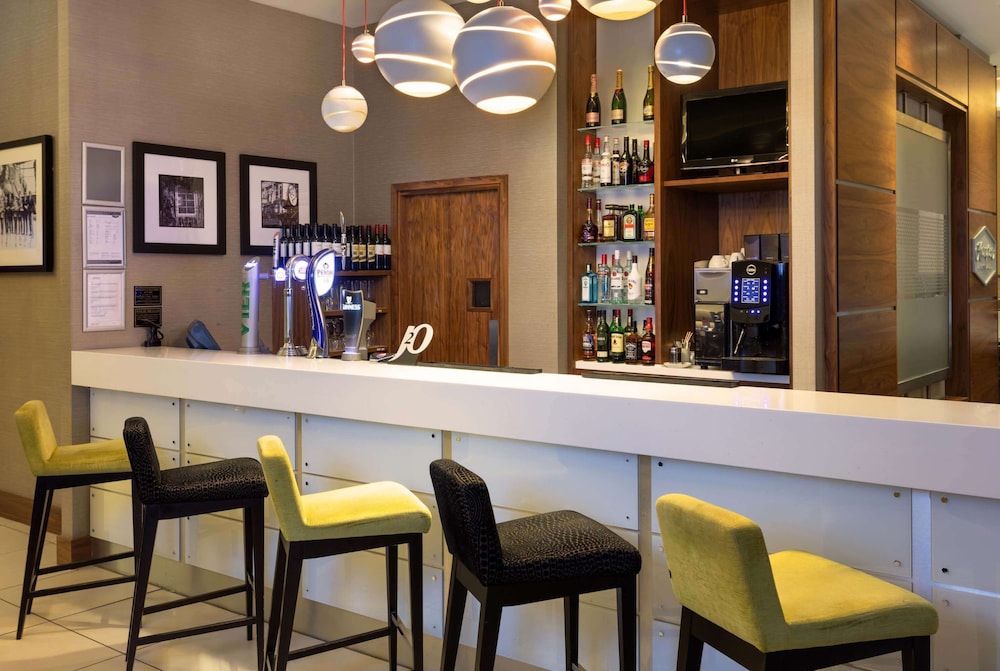Hampton by Hilton London Croydon 19