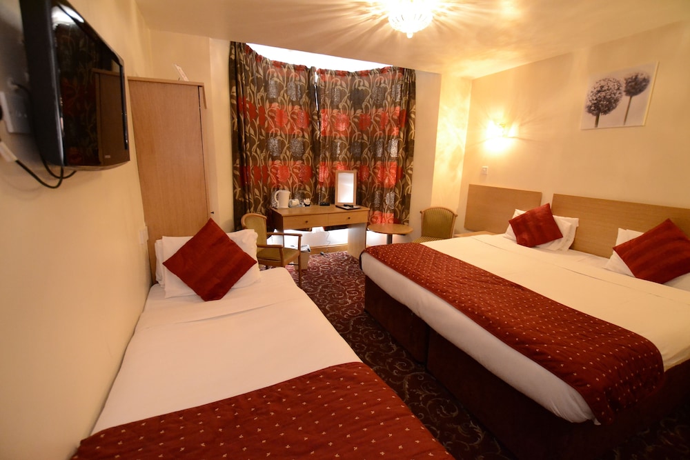 Britannia Inn 17