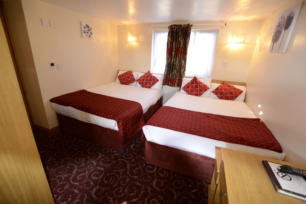 Britannia Inn 13