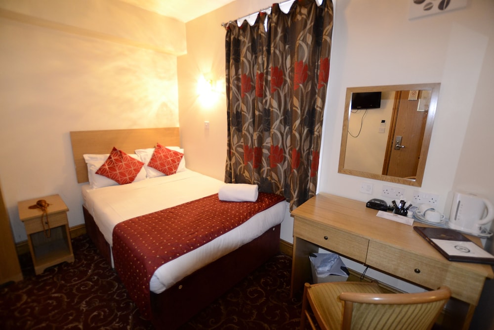 Britannia Inn 18