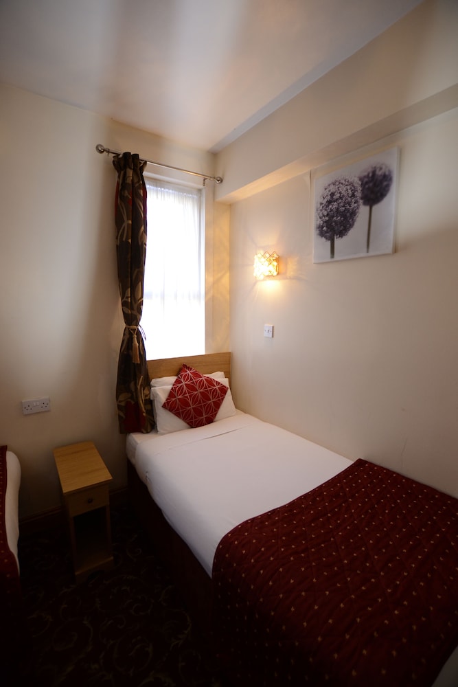 Britannia Inn 3