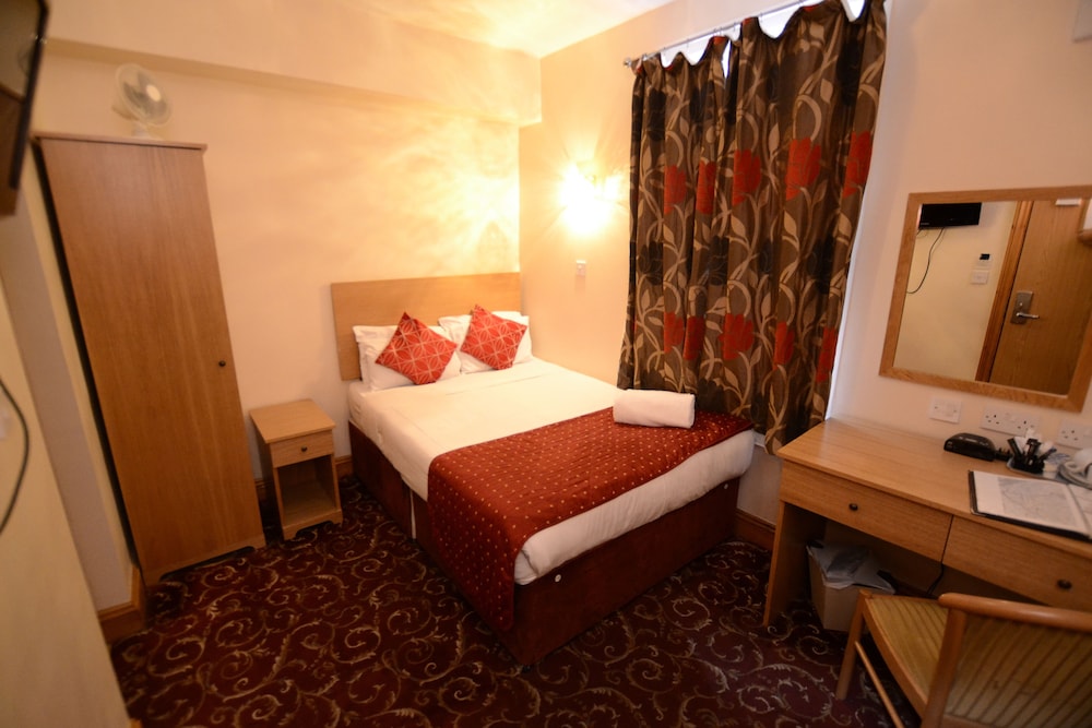 Britannia Inn 10