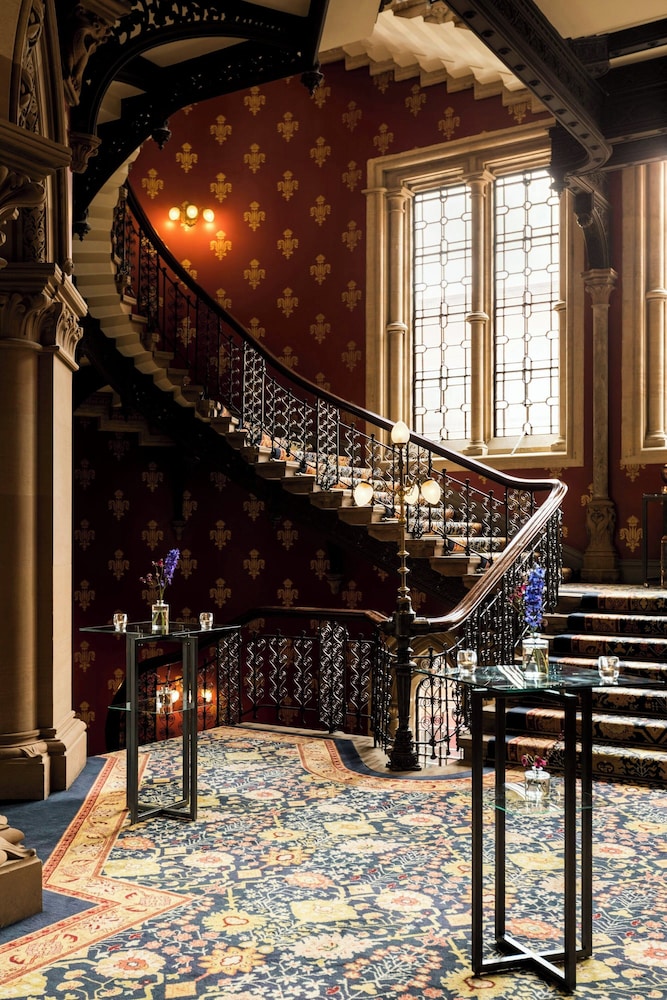 St. Pancras London, Autograph Collection 4