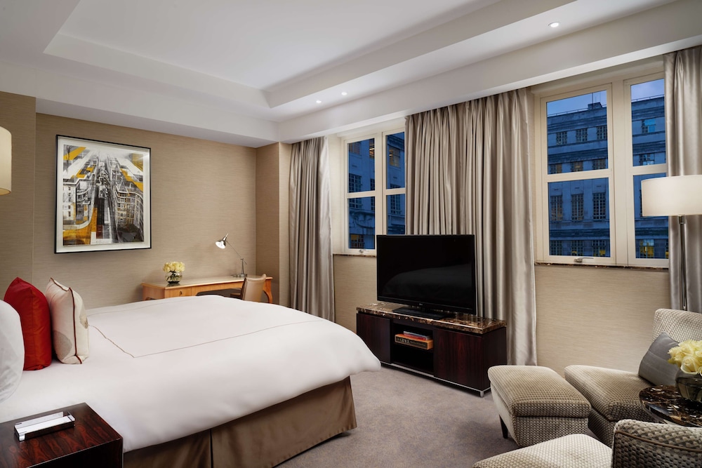 Conrad London St. James 16