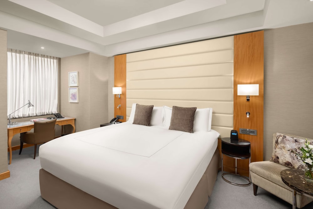 Conrad London St. James 24