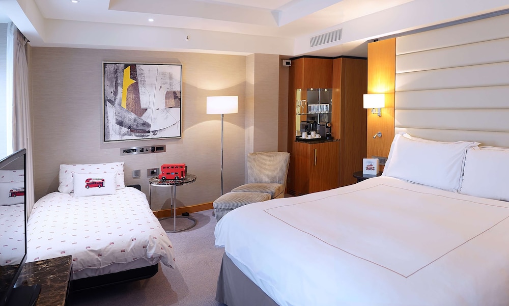 Conrad London St. James 8