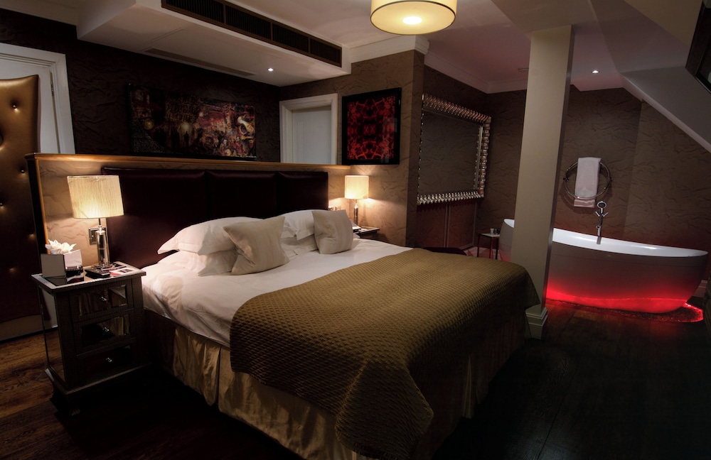 Karma Sanctum Soho 21