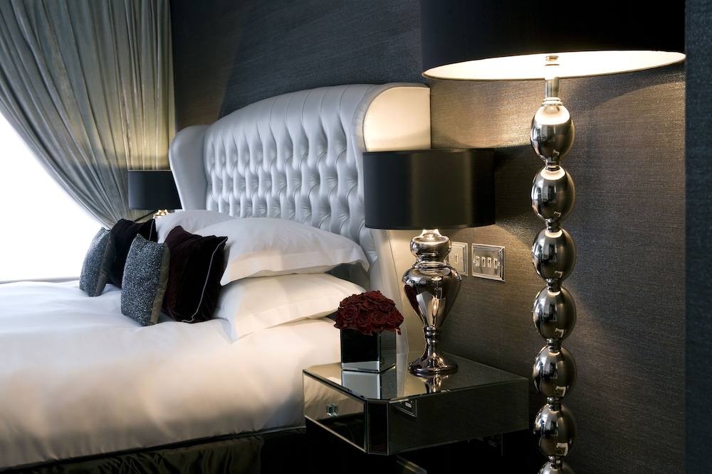 Karma Sanctum Soho 7