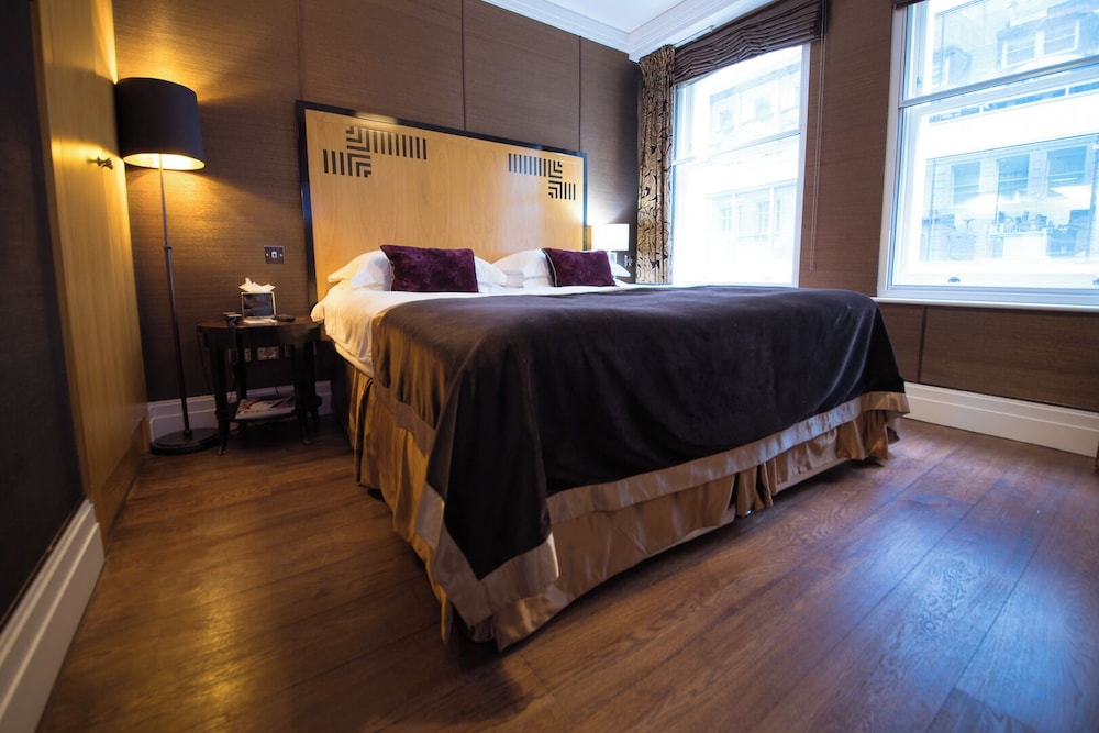 Karma Sanctum Soho 22