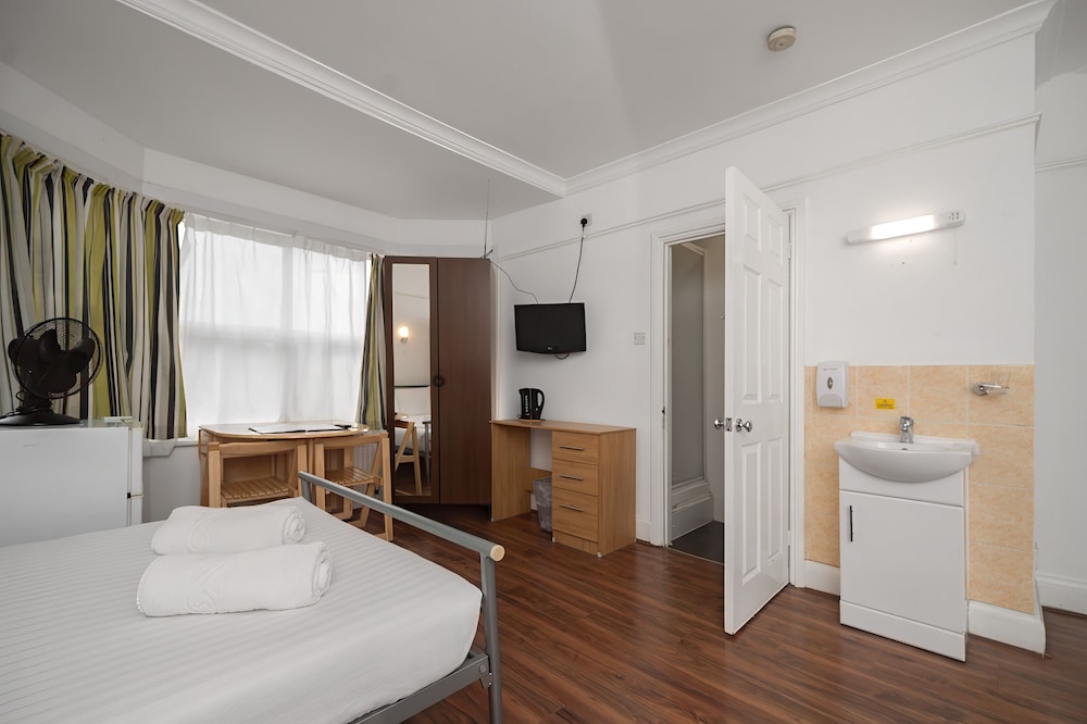 Flexistay Norbury ApartHotel 12