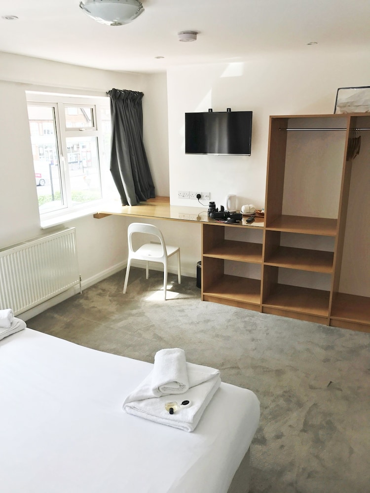 Gidea Park Hotel 10