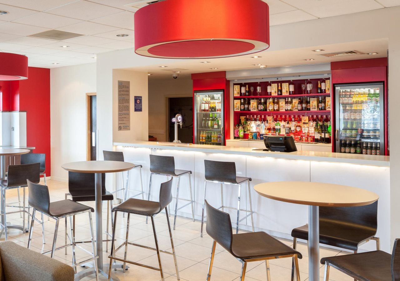 Travelodge Maidstone Central 10