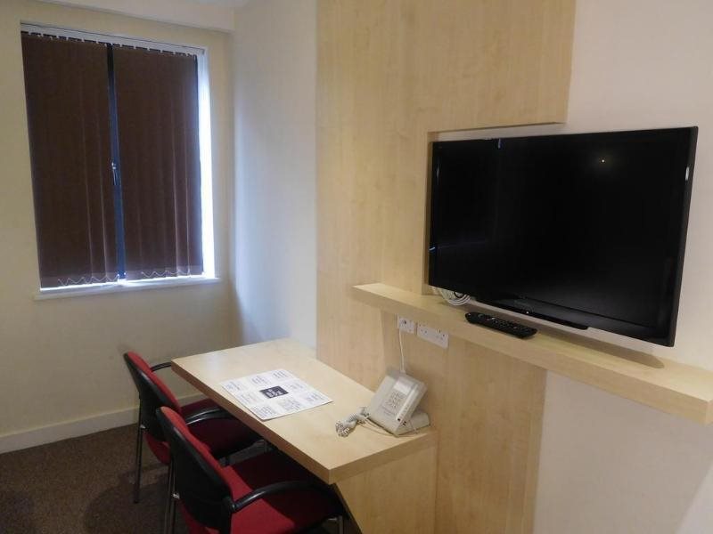 The Manor Park Hotel 20