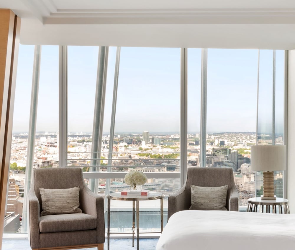 Shangri-La Hotel, At The Shard, London 7