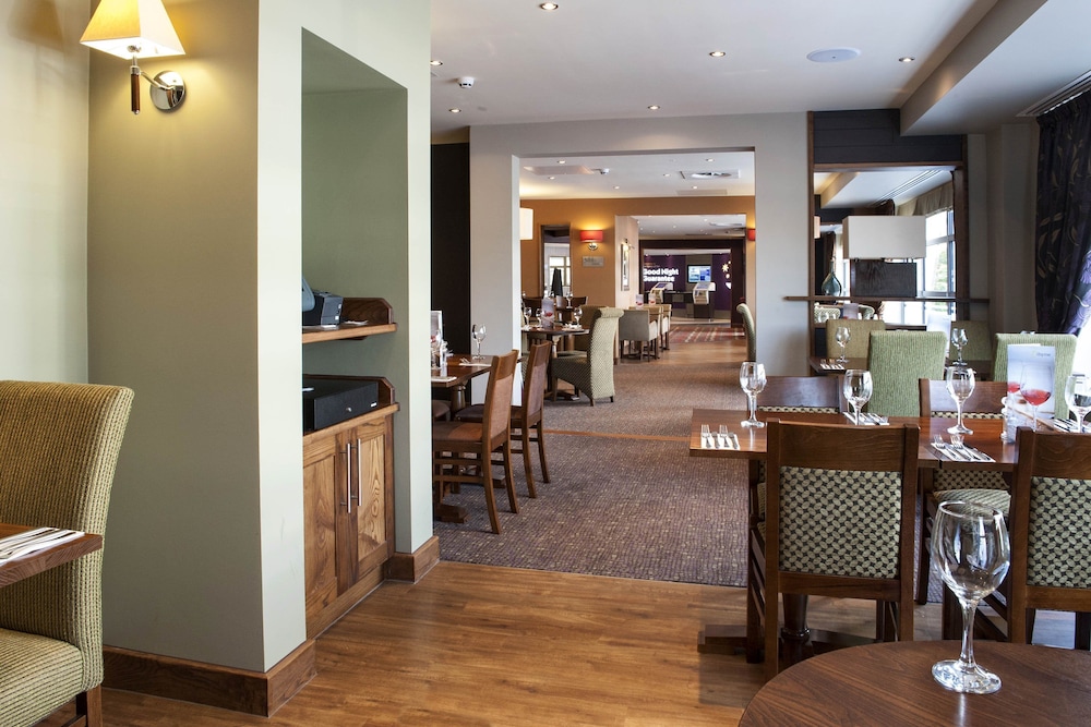 Premier Inn London Croydon Town Centre 16