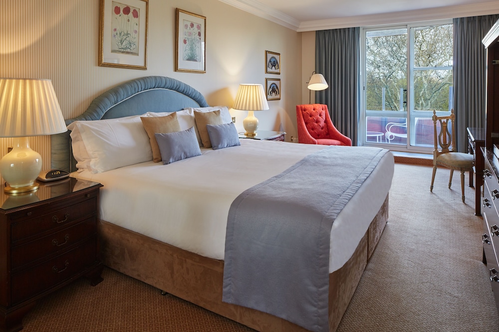Cheval Thorney Court 6
