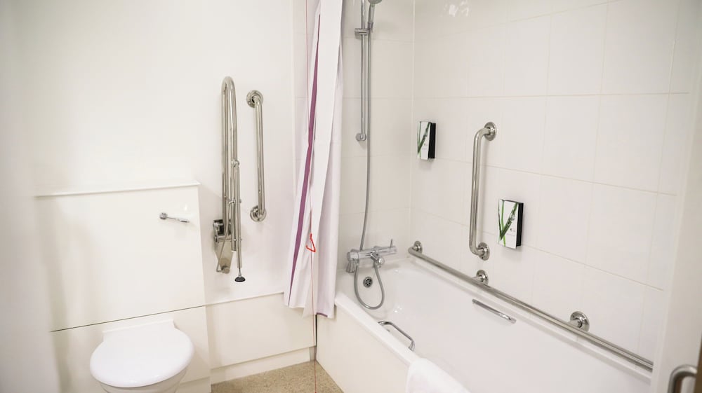 Premier Inn London Ealing 14
