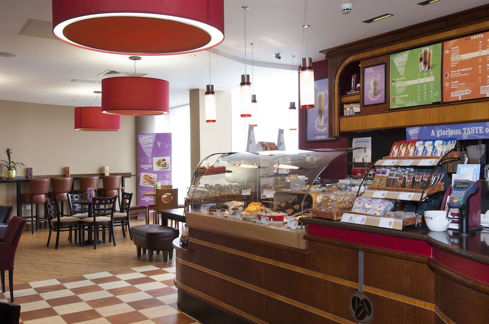 Premier Inn London Stansted Airport 22