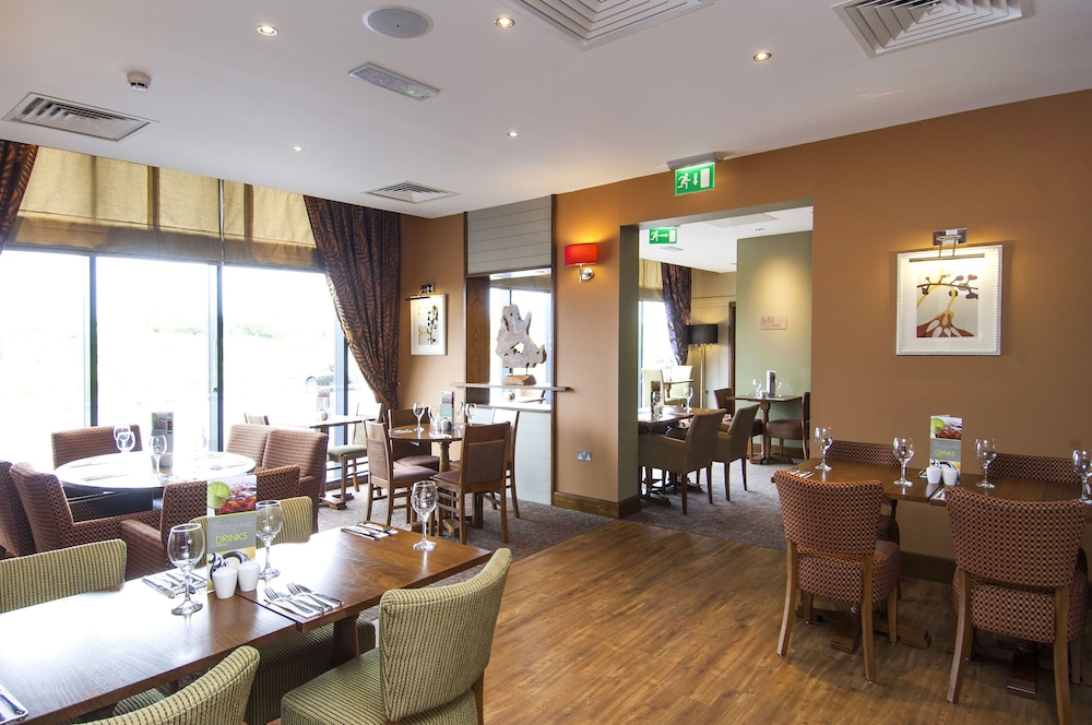 Premier Inn London Stansted Airport 13