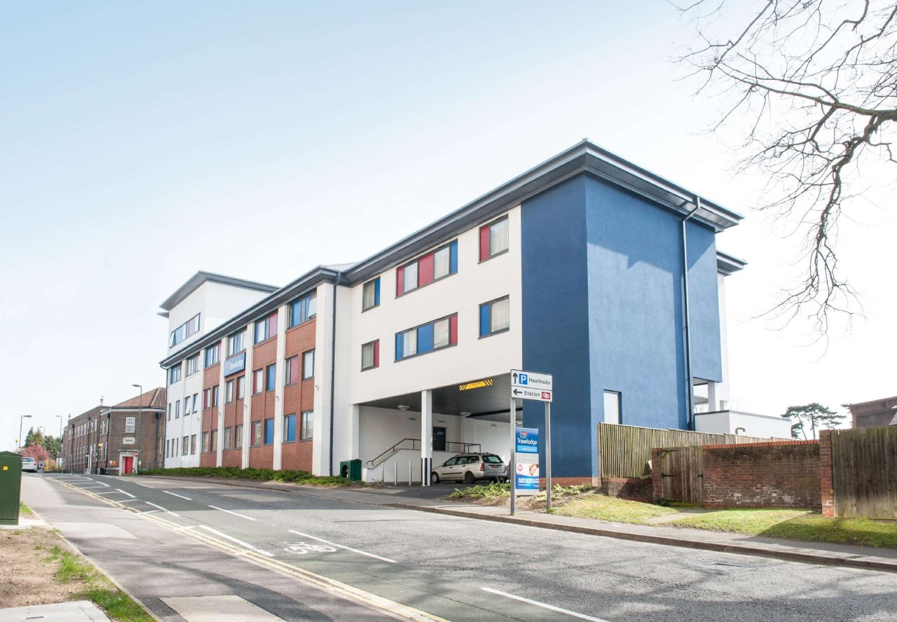 Travelodge Woking Central 6