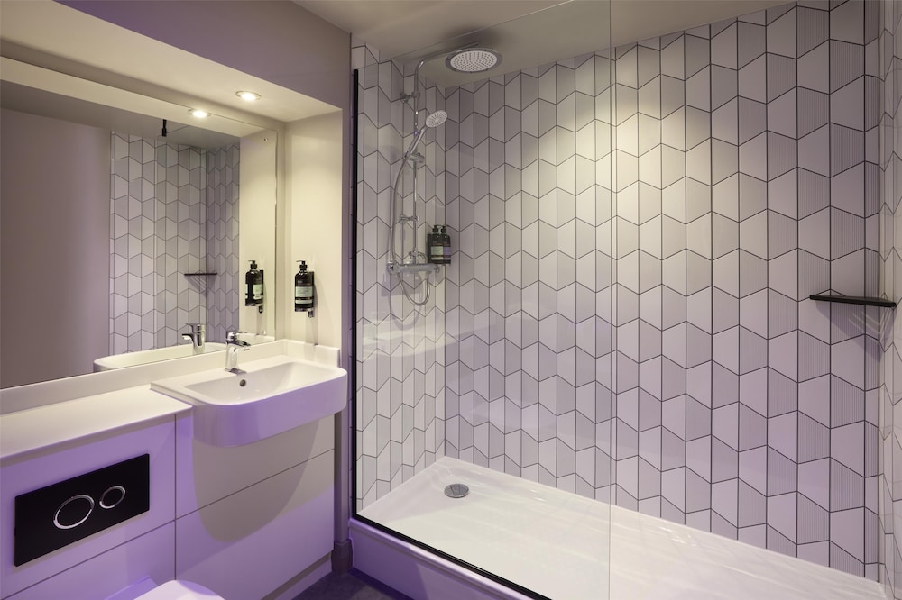 Premier Inn Rugeley 12