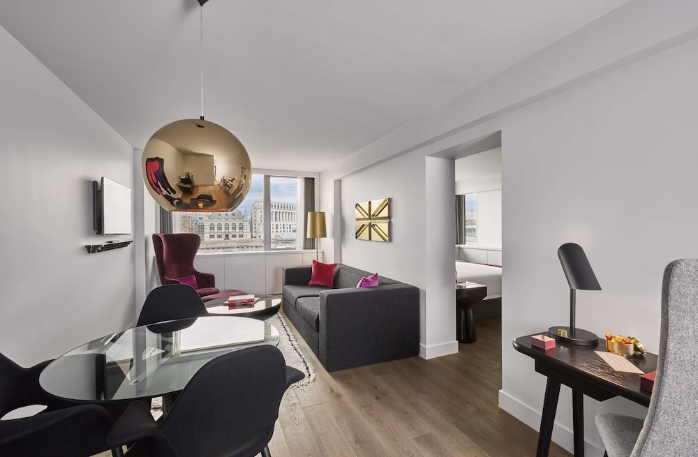 Sea Containers London 24
