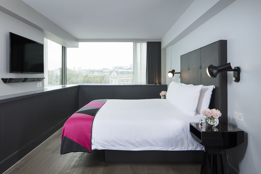 Sea Containers London 15