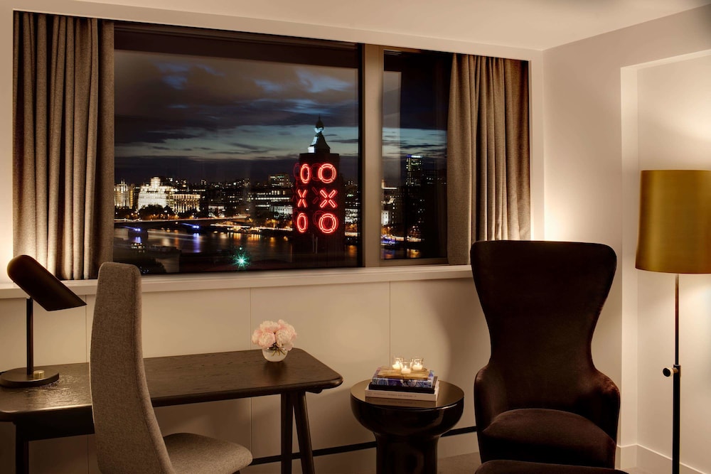 Sea Containers London 14