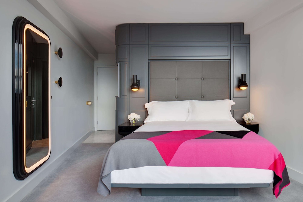 Sea Containers London 19