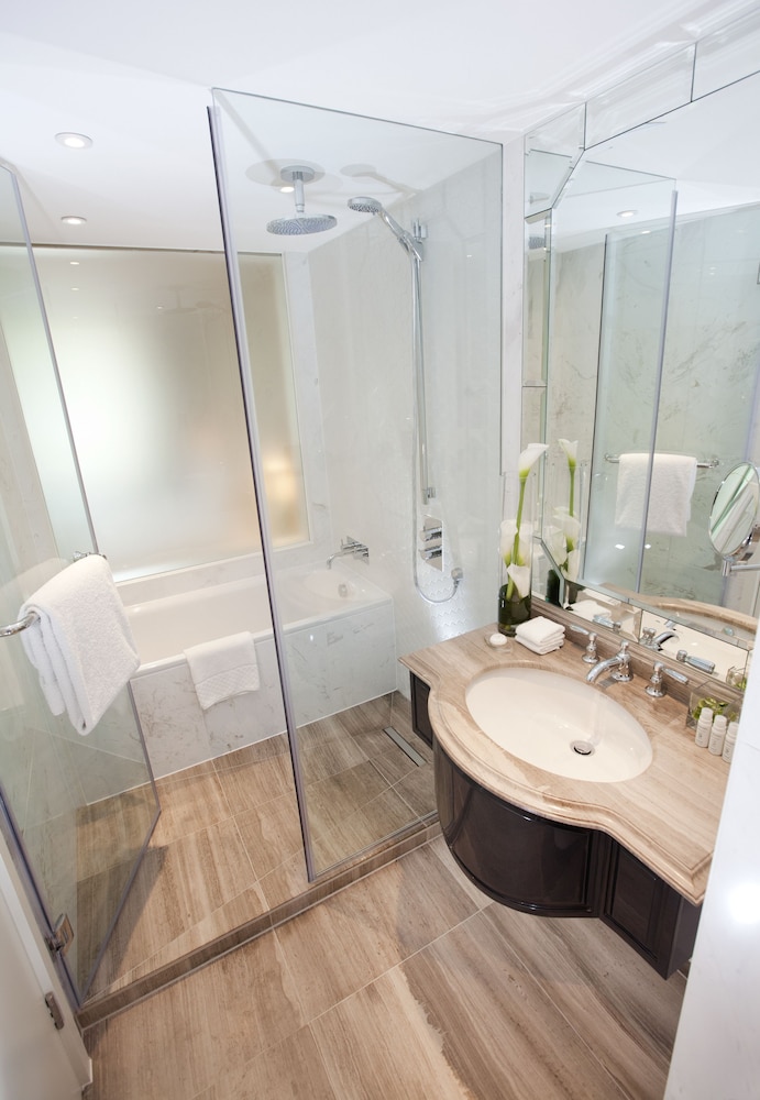 Dorsett Shepherds Bush 18