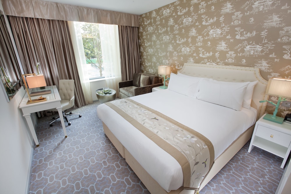 Dorsett Shepherds Bush 9