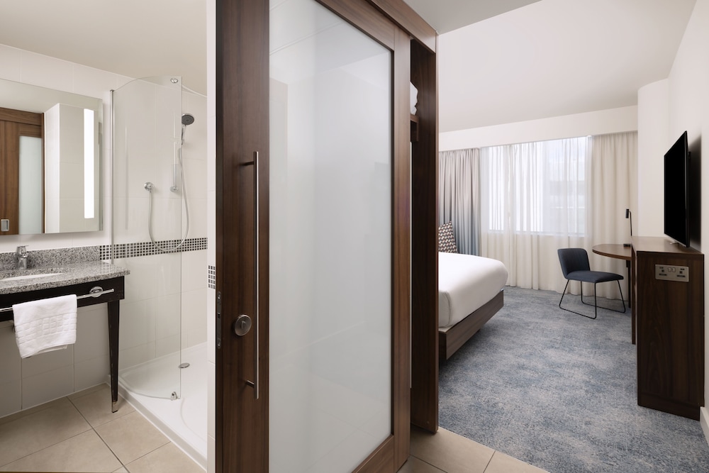 Hampton by Hilton London Gatwick Airport 22