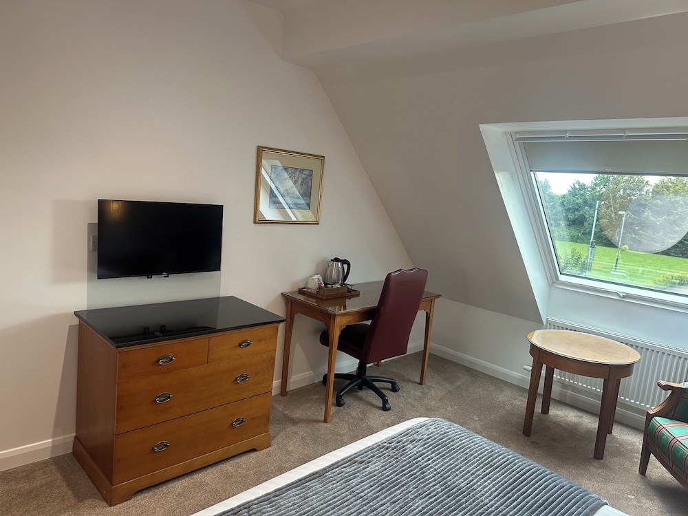 DeSalis Hotel Stansted 13